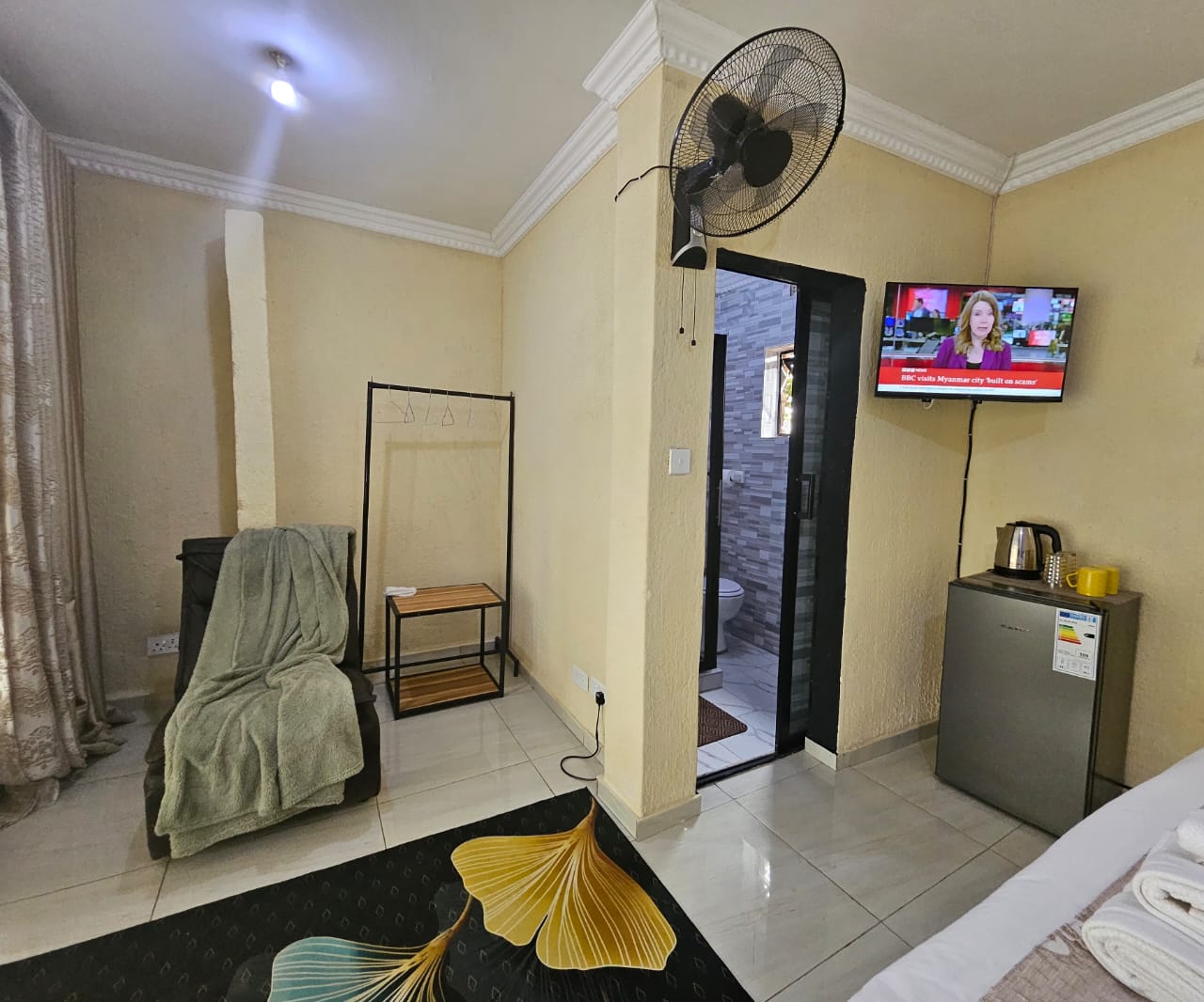 Standard Room — Standard room