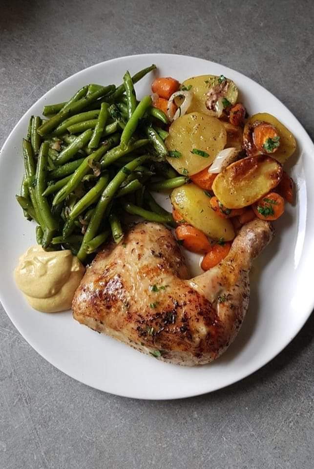 Grilled chicken plate